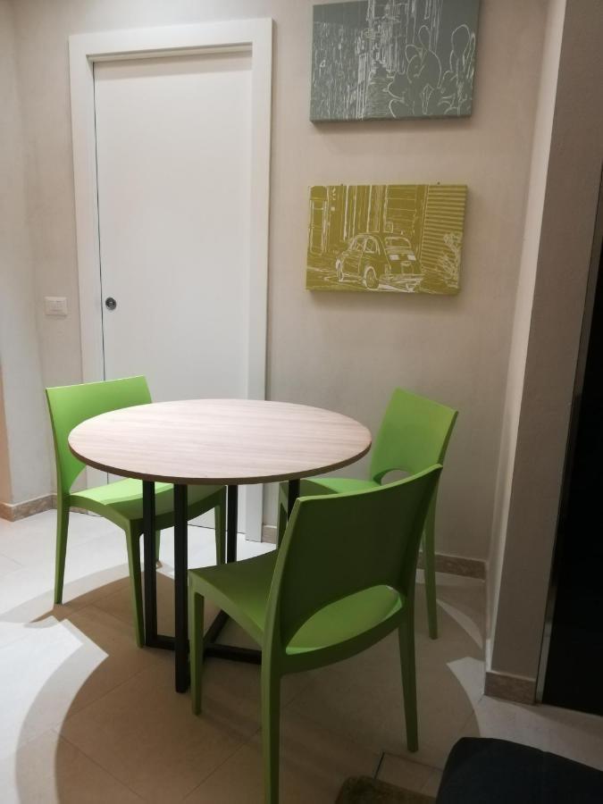 Locus Pendinelli Trani Bed & Breakfast Exterior photo