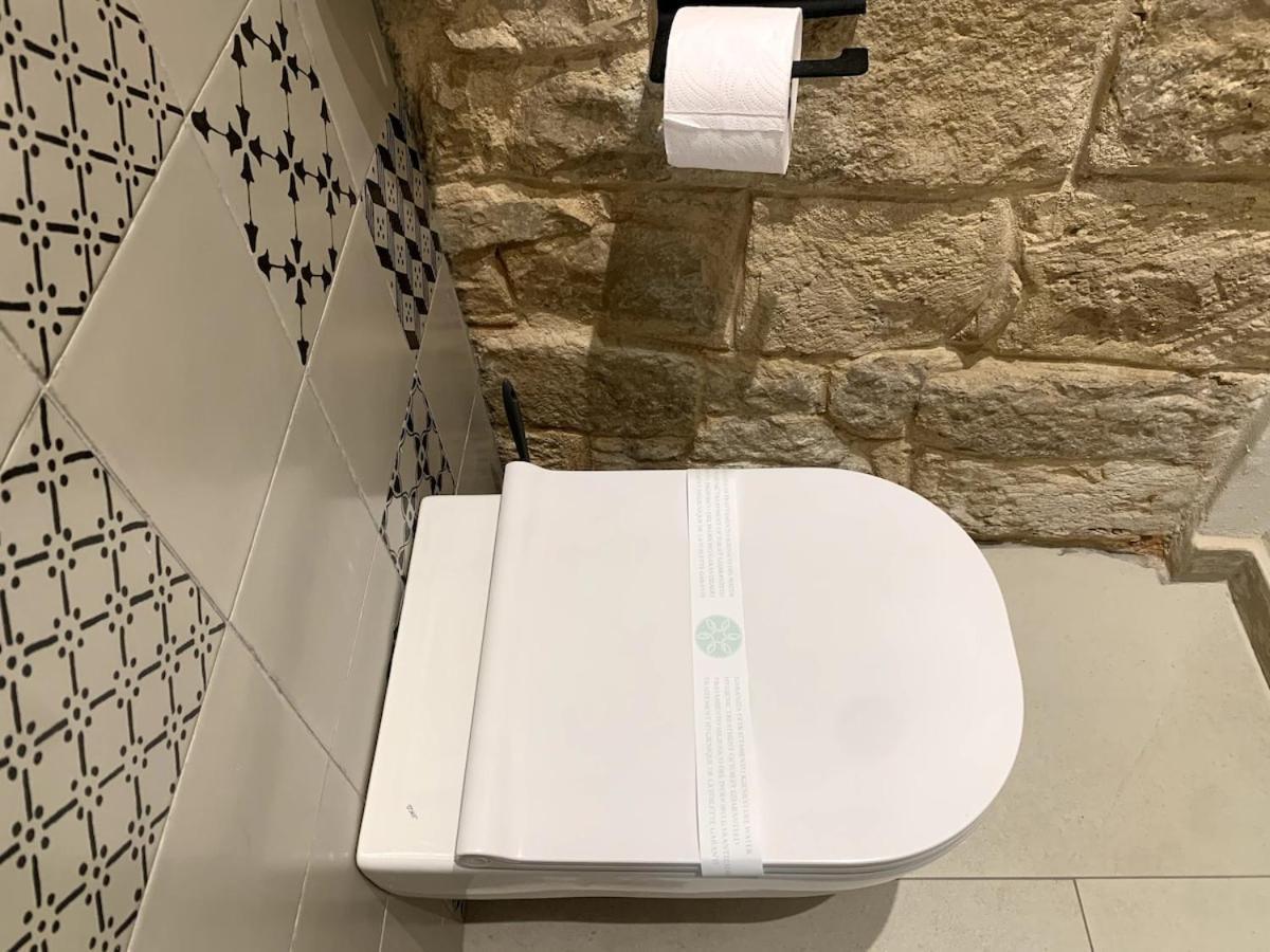 Locus Pendinelli Trani Bed & Breakfast Exterior photo